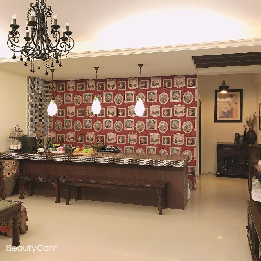 Moon House B&B Hualien stad Exteriör bild