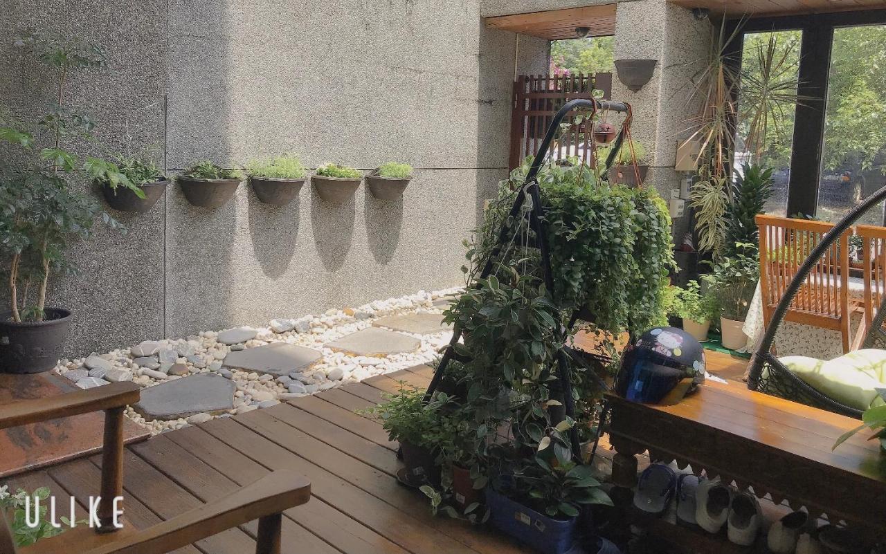 Moon House B&B Hualien stad Exteriör bild